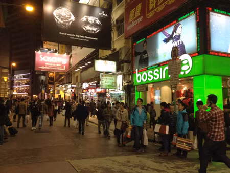 Du khách tới Hong Kong gấp gần 7 lần dân số ảnh 1