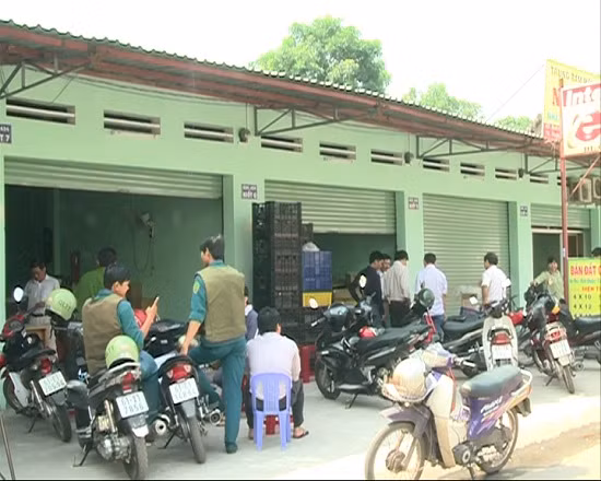 Hãi hùng nước mắm pha chế hóa chất Trung Quốc ảnh 2