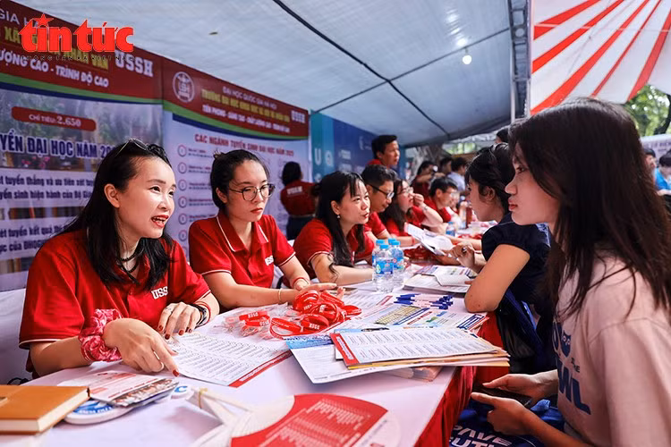 Chuyên gia lưu ý thí sinh điều chỉnh nguyện vọng xét tuyển