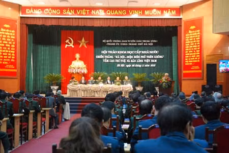 40 năm "chiến thắng Hà Nội - Điện Biên Phủ trên không” ảnh 1