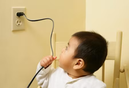 Phòng ngừa trẻ em bị sét đánh và điện giật ảnh 1