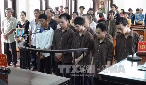 Phạt tù 8 đối tượng đánh chết học sinh ngay trong trường ảnh 1