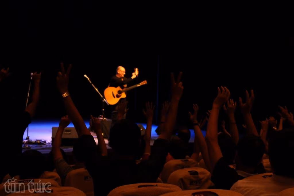 Nhảy múa trên những ngón đàn với Fingerstyle ảnh 1
