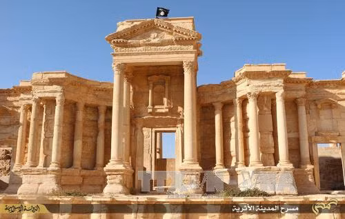 Quân đội Syria giao tranh với IS ngoài Palmyra ảnh 1