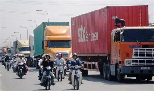 Taxi, xe tải cung cấp dữ liệu “hộp đen” ảnh 1