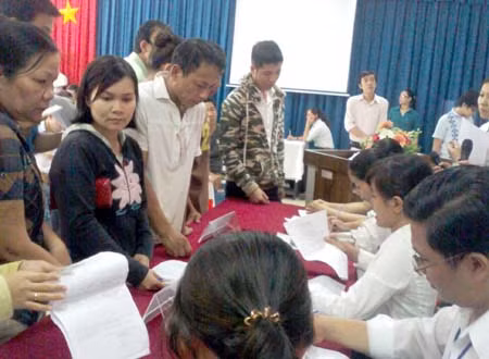 Khi bị chấm dứt hợp đồng, lao động ngắn hạn được hưởng quyền lợi gì? ảnh 1