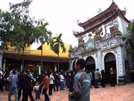 Việt Nam - mái nhà chung của tín ngưỡng, tôn giáo - Bài 2: Thờ Tứ Bất Tử, tín ngưỡng độc đáo của Việt Nam ảnh 2