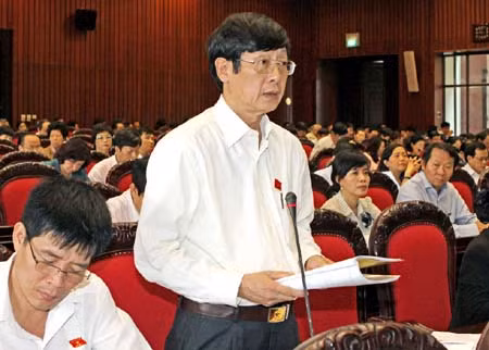 Kỳ họp thứ 4, Quốc hội khóa XIII: Thông qua chỉ tiêu tăng trưởng GDP 5,5% ảnh 1