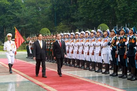 Thủ tướng Liên bang Nga D.A Medvedev thăm Việt Nam ảnh 1