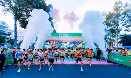 VPBank Đất Sen Hồng Music Marathon: Tranh tài gay cấn của hàng chục nghìn VĐV