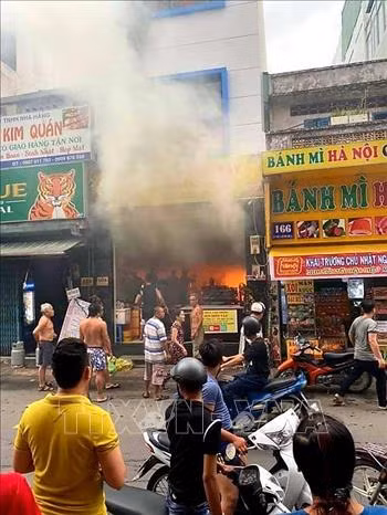 Chú thích ảnh