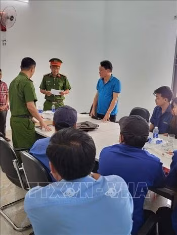 Chú thích ảnh