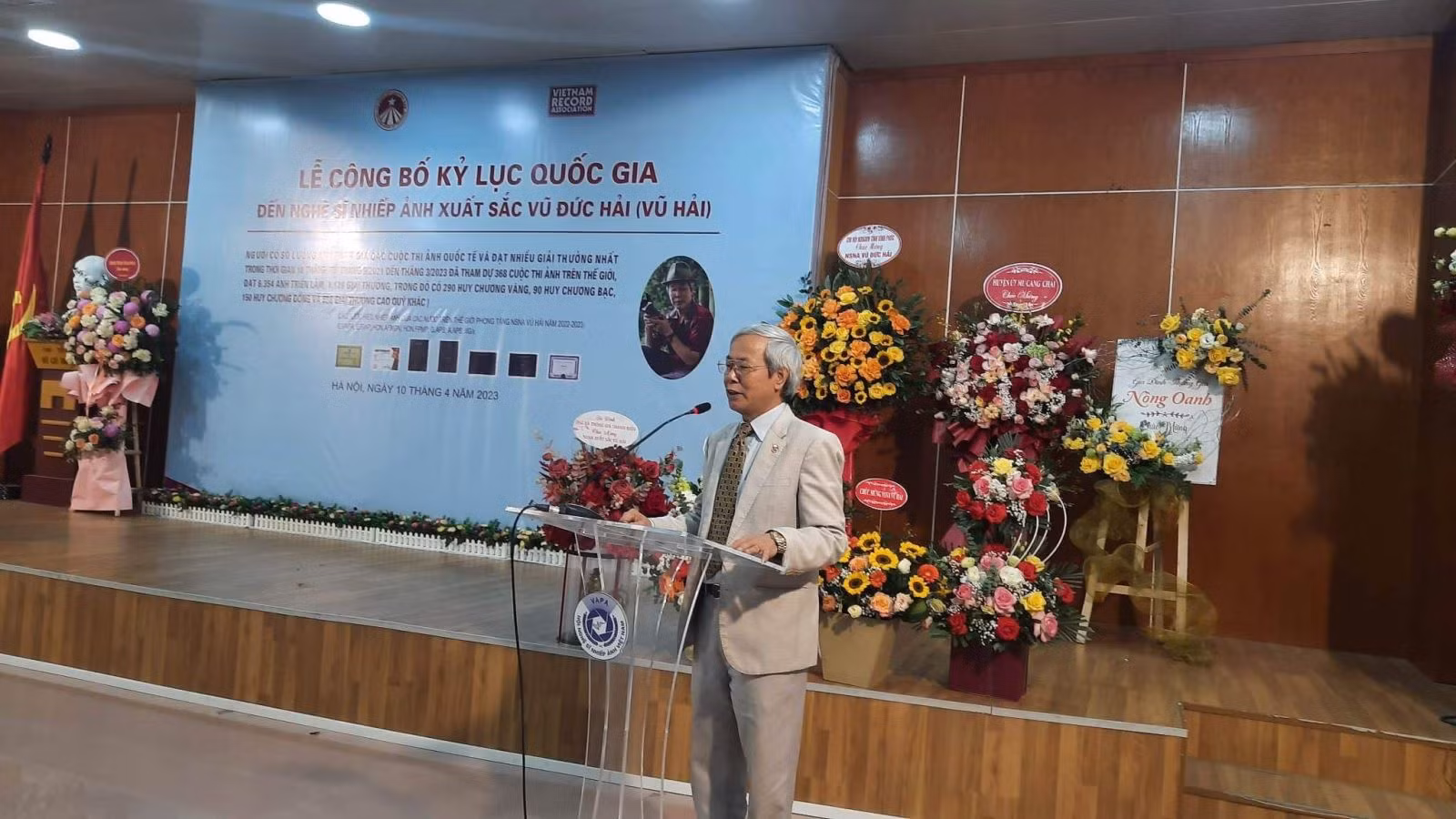 Chú thích ảnh