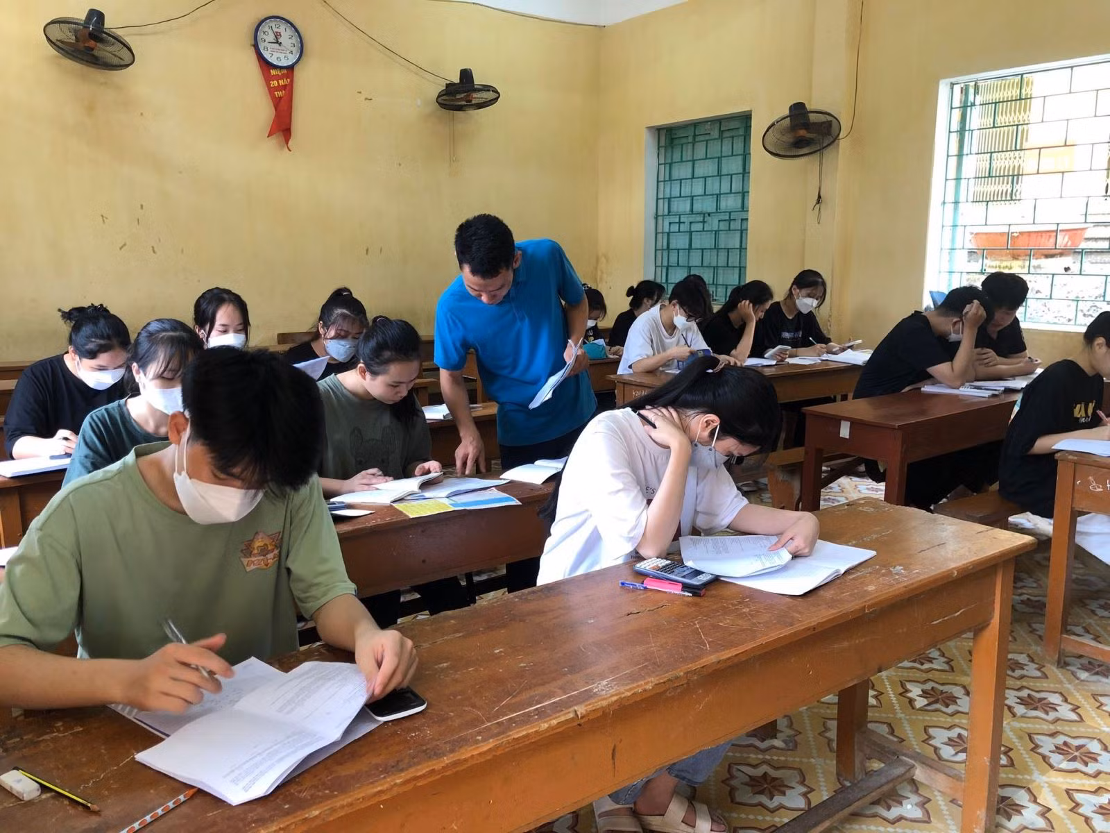 Chú thích ảnh