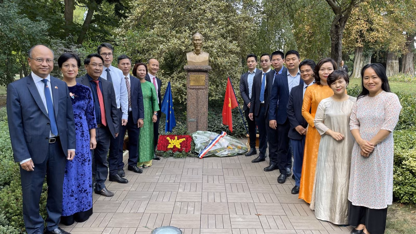 Chú thích ảnh