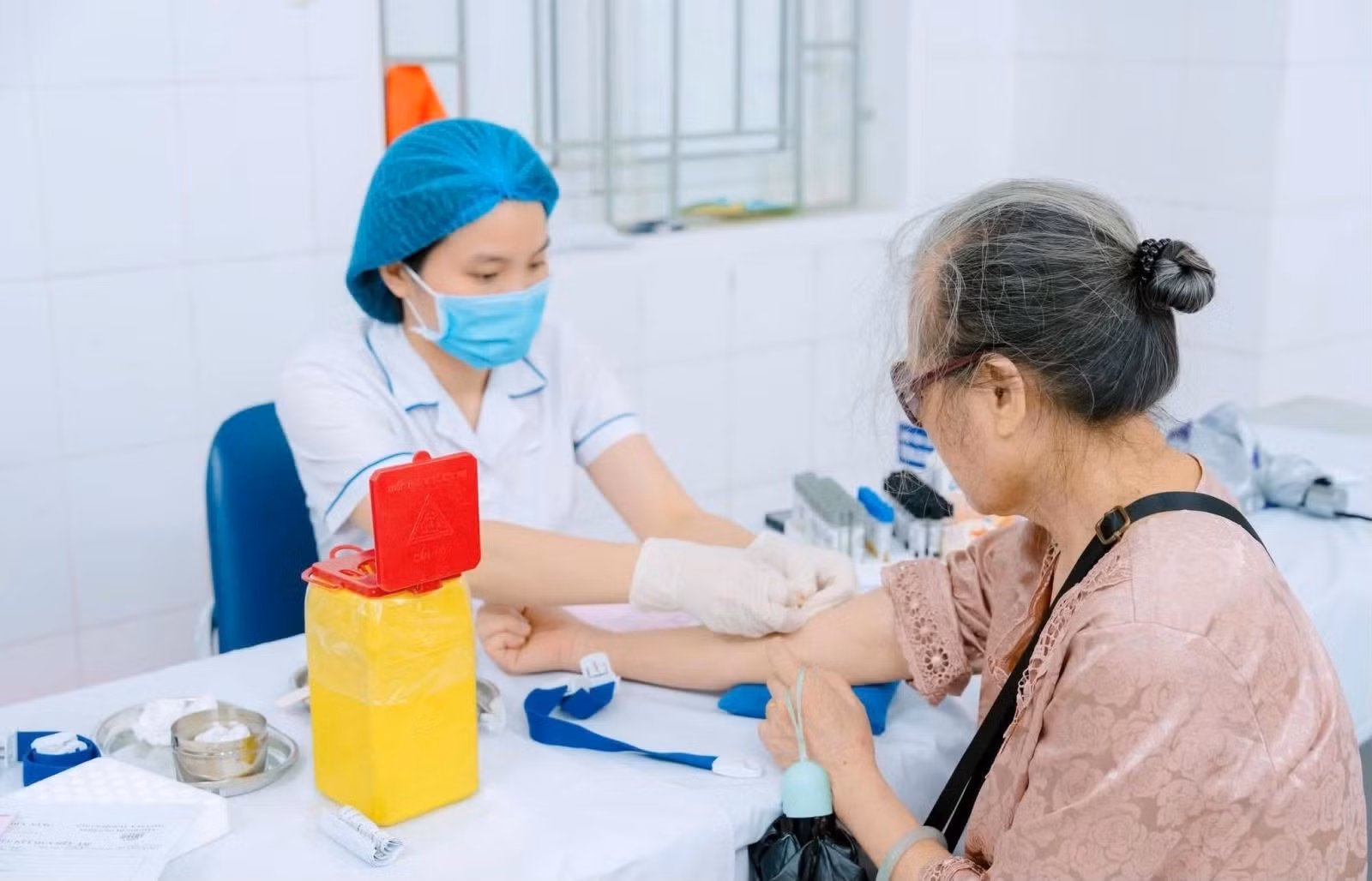 Chú thích ảnh
