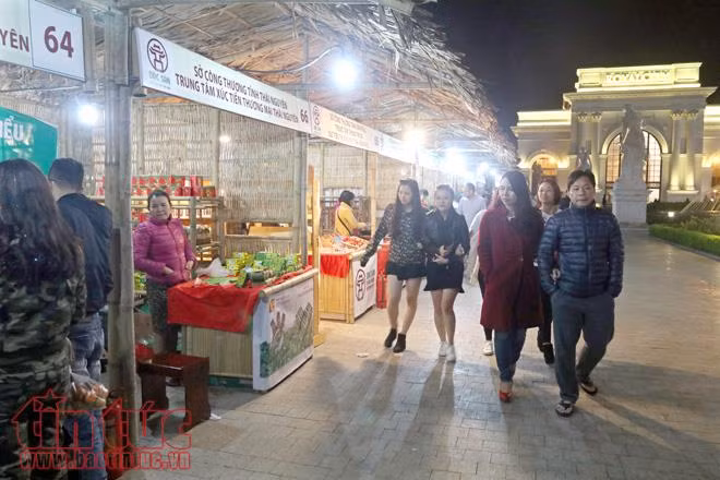 Đến Royal City thưởng thức hàng ngàn đặc sản vùng miền ảnh 18