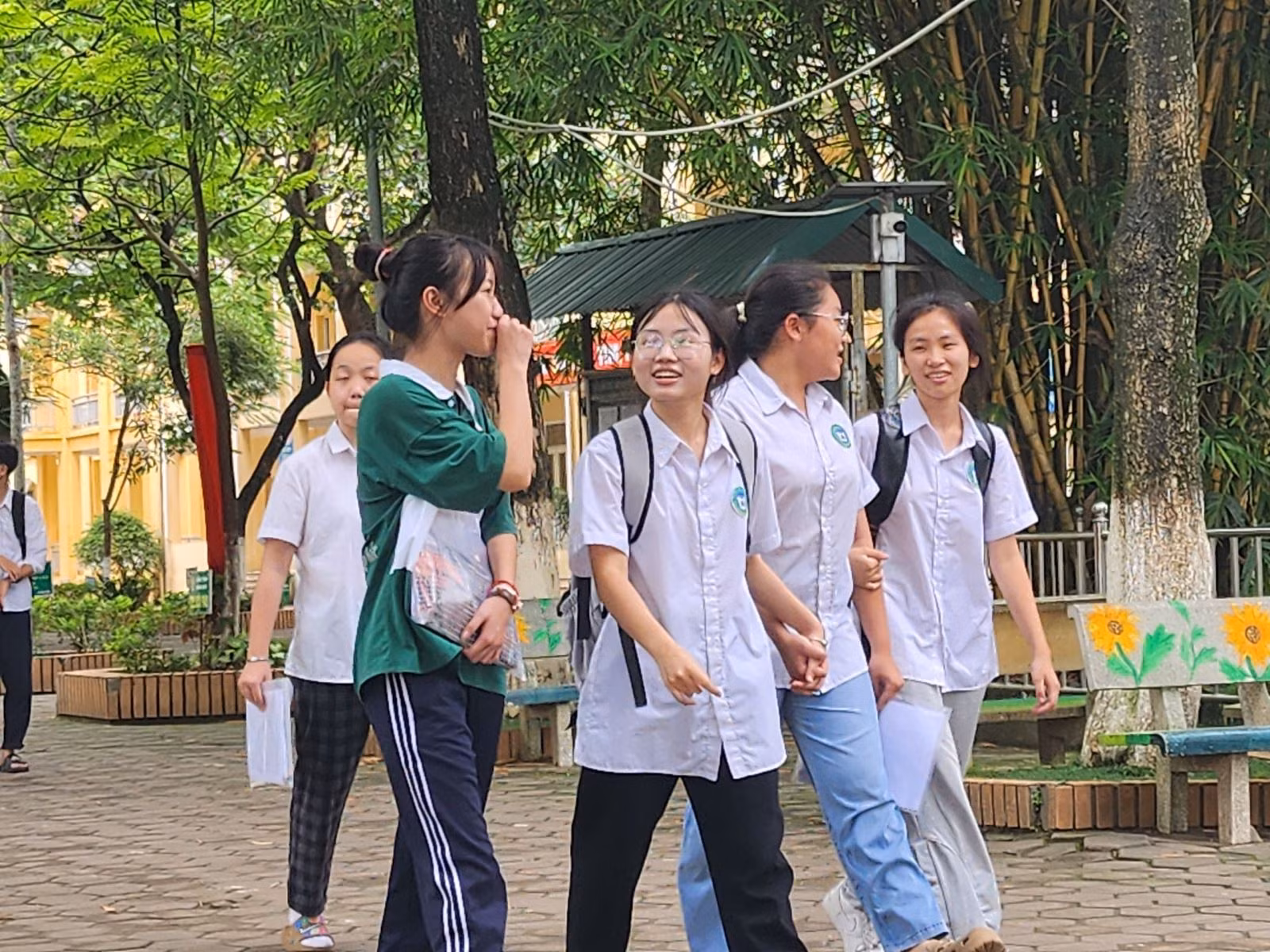 Chú thích ảnh