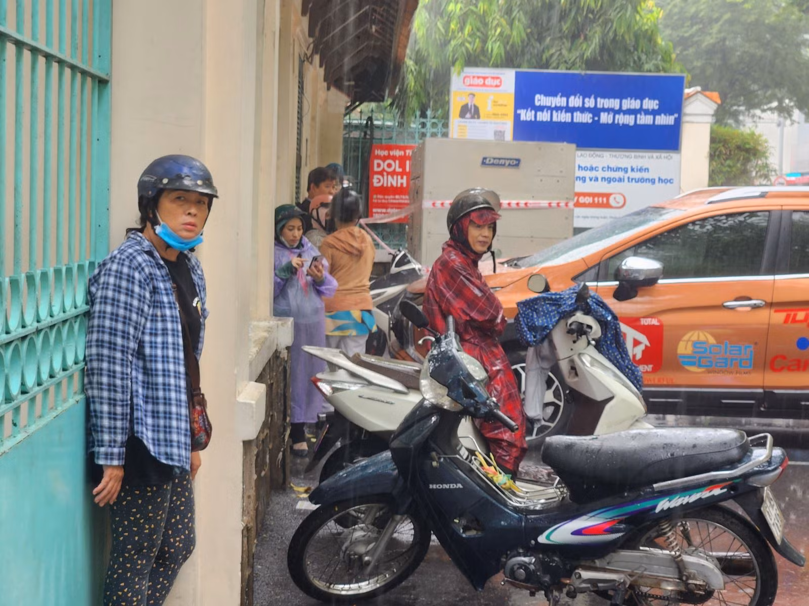 Chú thích ảnh
