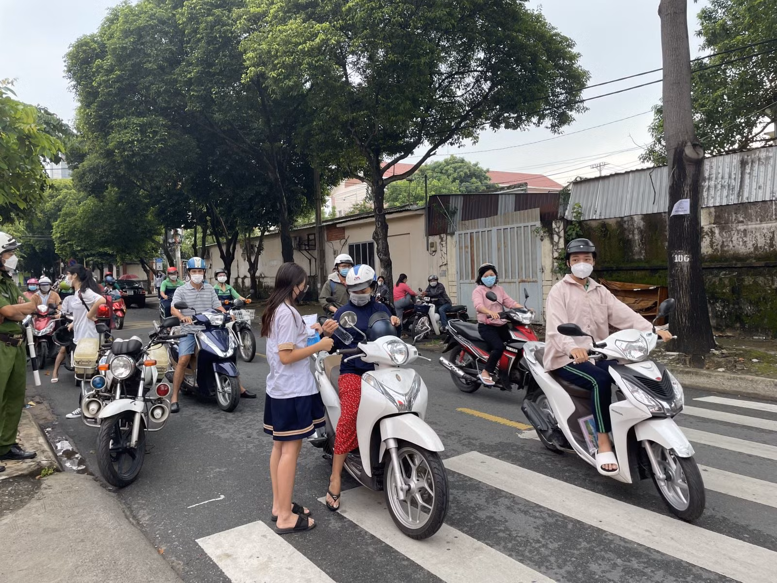 Chú thích ảnh