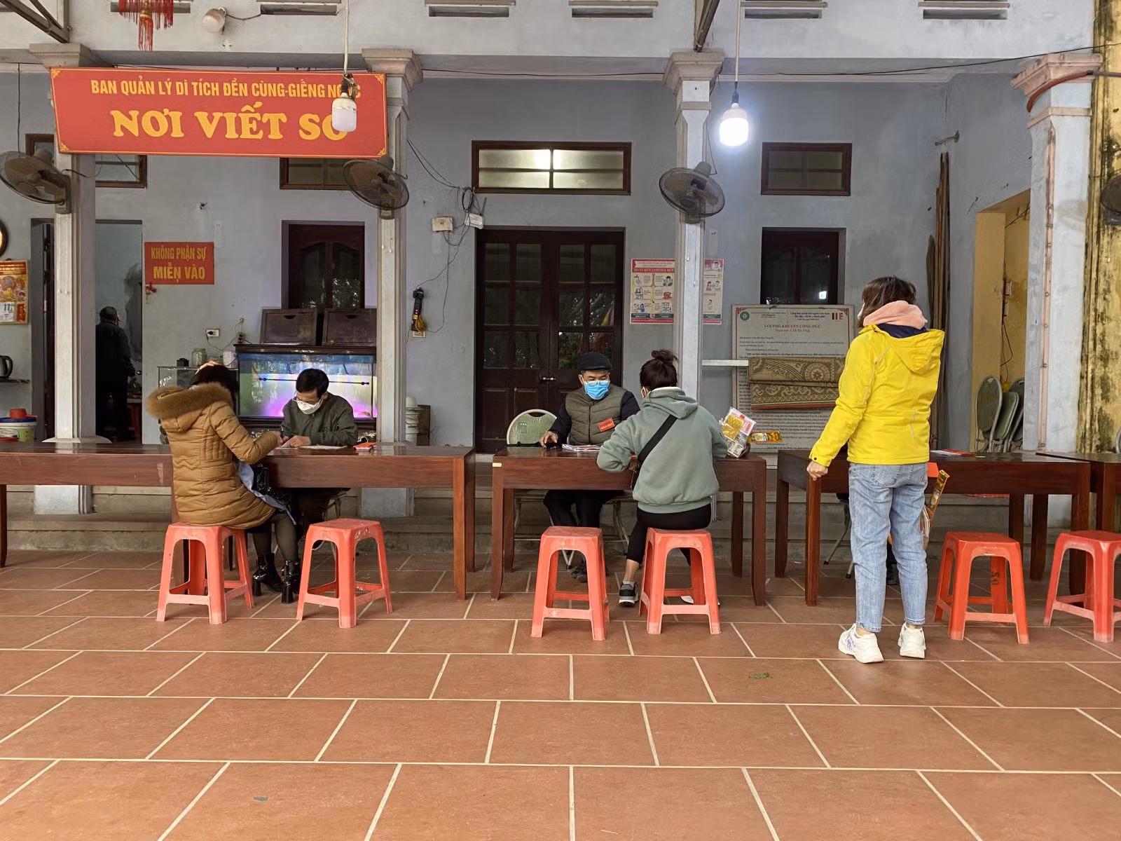 Chú thích ảnh