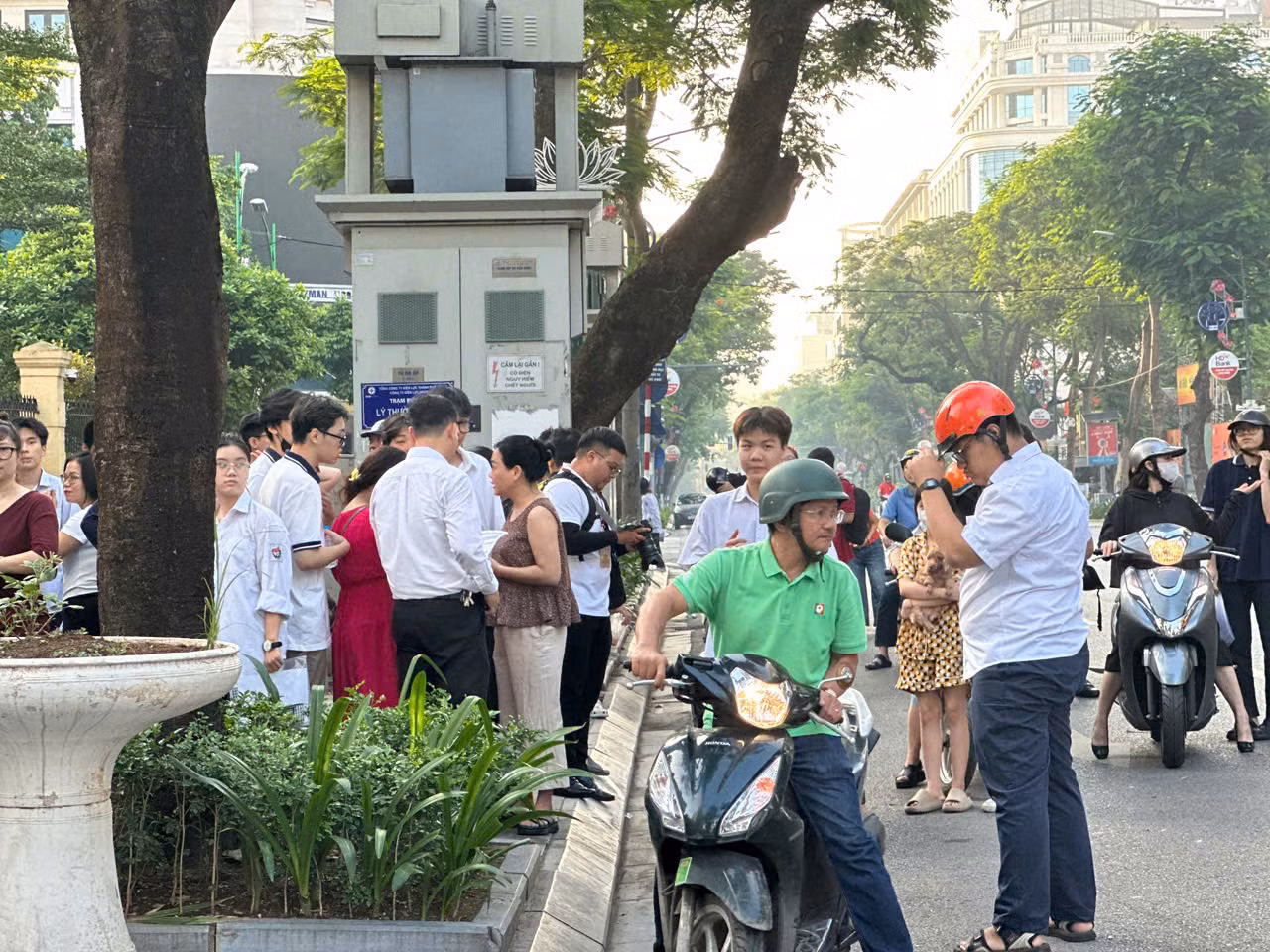 Chú thích ảnh