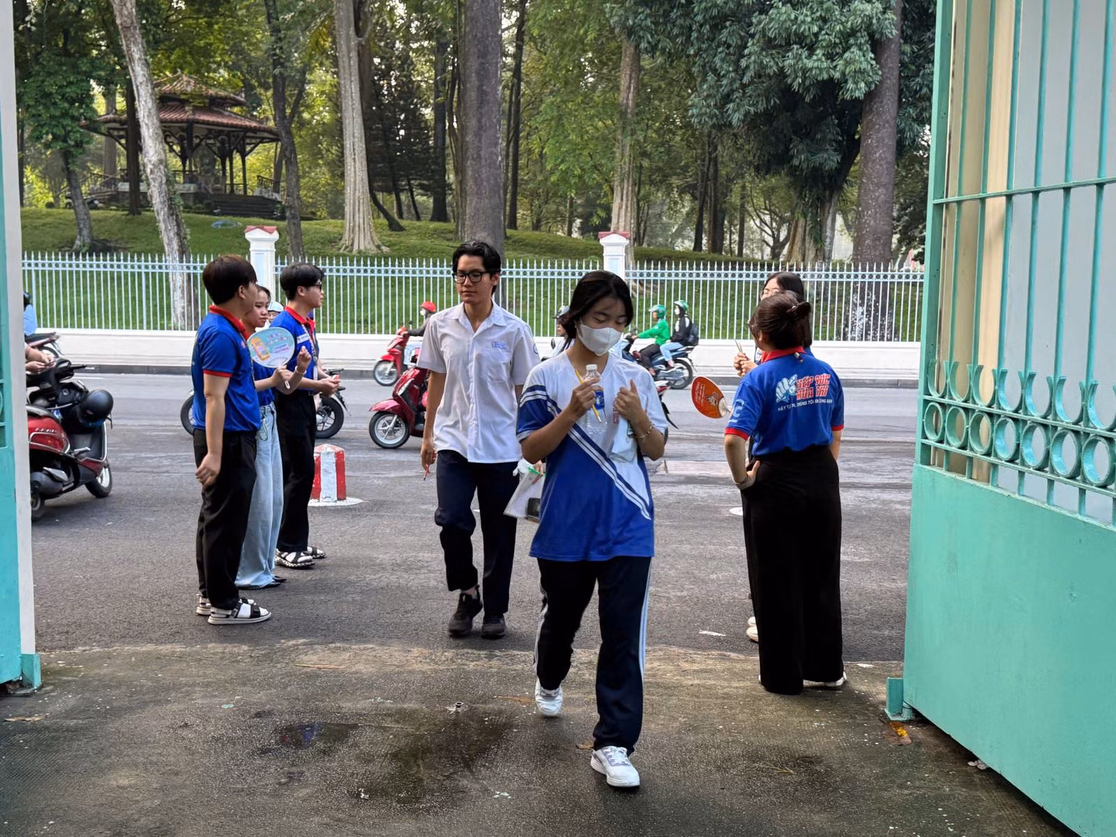 Chú thích ảnh