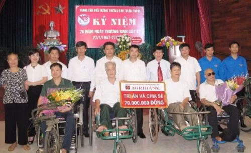 Viết tiếp truyền thống 'Đền ơn đáp nghĩa', 'Uống nước nhớ nguồn' ảnh 4
