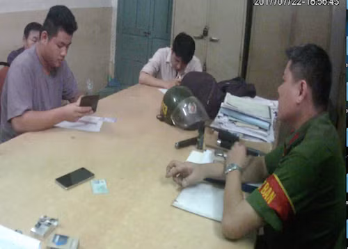 Ngăn chặn kịp thời nhóm thanh niên thủ ‘hàng nóng’ giải quyết mâu thuẫn ảnh 1
