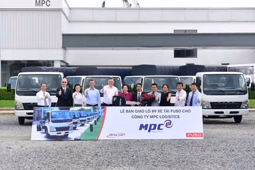 Fuso đánh dấu 6 tháng đầu năm thành công bằng hợp đồng xe tải khủng ảnh 1