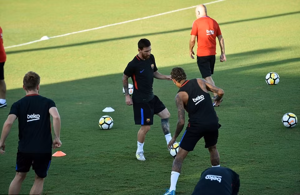 Neymar cãi nhau với đồng đội, bỏ khỏi sân tập, hủy sự kiện tại Trung Quốc ảnh 6