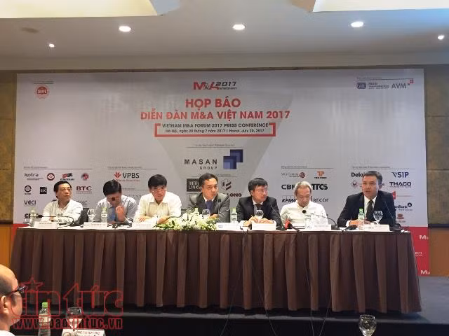 Thấy gì từ việc doanh nghiệp Việt 'bán mình'? ảnh 2