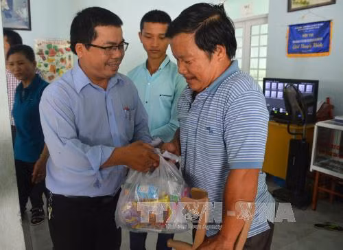 Kỷ niệm 70 năm Ngày Thương binh – Liệt sỹ: Vì đạo lý 'Uống nước nhớ nguồn' ảnh 2