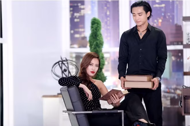 'Nam thần' Hữu Vi 'thả thính' thí sinh The Face ảnh 2