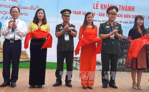 Bộ đội biên phòng Việt Nam - Lào tuần tra chung ảnh 2