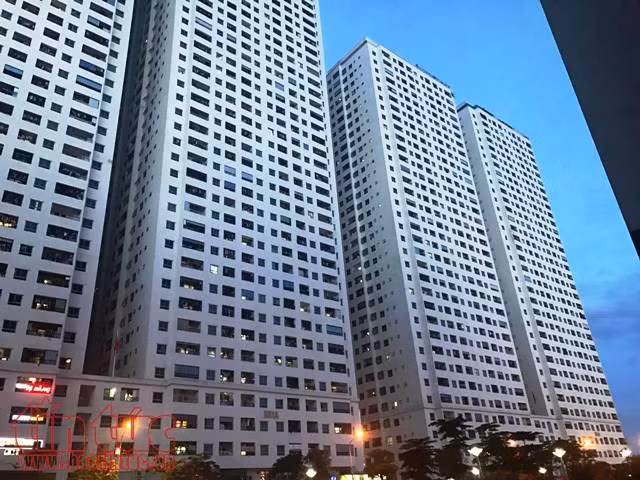 Tiền đổ vào bất động sản chỉ nên 'siết'... vừa phải ảnh 1
