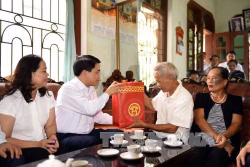 Kỷ niệm 70 năm Ngày Thương binh - Liệt sỹ với nhiều hoạt động ý nghĩa ảnh 3