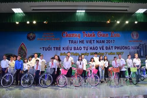 Đồng Tháp: Tuổi trẻ kiều bào tự hào về đất phương Nam ảnh 1