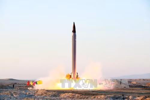 Iran tuyên bố đã không còn đủ chỗ chứa tên lửa ảnh 1