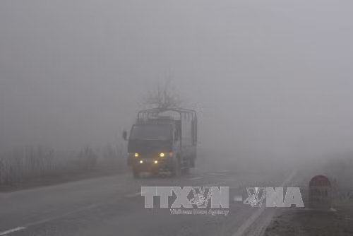 Bắc bộ sương mù, Nam bộ thời tiết chuyển xấu ảnh 1