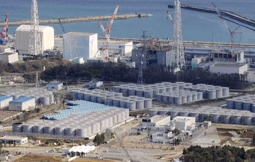 Đóng băng đất quanh lò phản ứng Fukushima ảnh 1