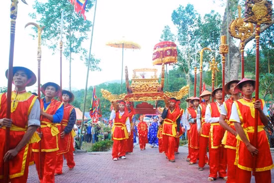 Nhiều hoạt động tôn vinh hát Xoan tại Lễ hội Đền Hùng 2016 ảnh 1