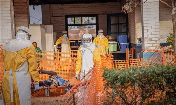 WHO cảnh báo dịch Ebola lan rộng tại châu Phi