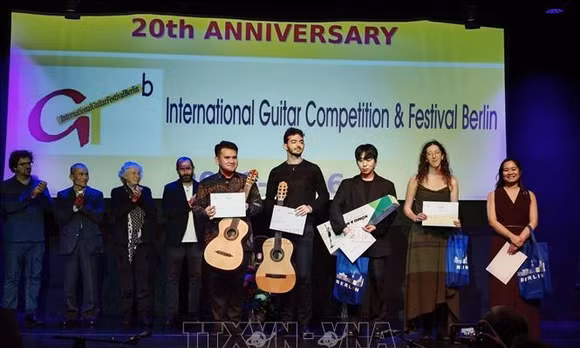 Sức sống giai điệu Việt tại Liên hoan Guitar quốc tế Berlin