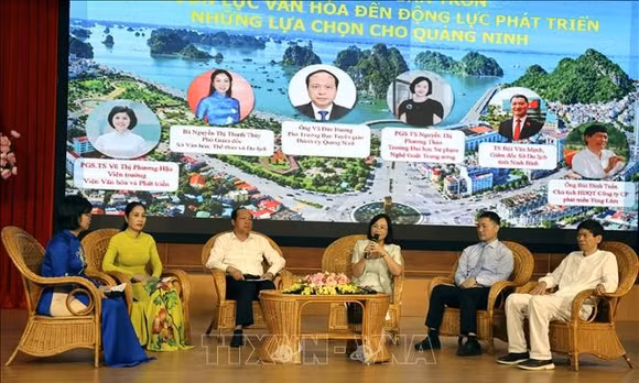 Phát triển công nghiệp văn hóa gắn với xây dựng mô hình tăng trưởng mới