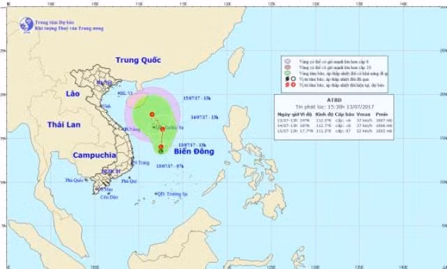  Áp thấp mạnh lên, tiến gần tới quần đảo Hoàng Sa trên Biển Đông ảnh 1