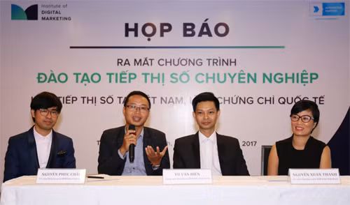 Học Tiếp thị số tại Việt Nam lĩnh chứng chỉ quốc tế ảnh 1