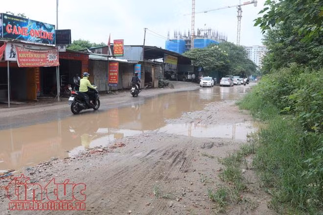 Đường Nguyễn Cảnh Dị xuống cấp nghiêm trọng, tiềm ẩn nguy cơ tai nạn ảnh 7