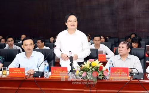 Bộ trưởng Bộ GD&ĐT Phùng Xuân Nhạ làm việc tại Đà Nẵng ảnh 1