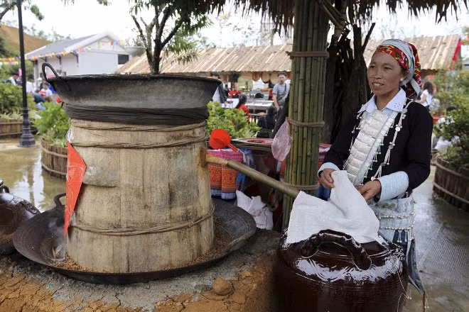  Du khách hào hứng với Không gian Ẩm thực Tây Bắc Sun World Fansipan Legend ảnh 6